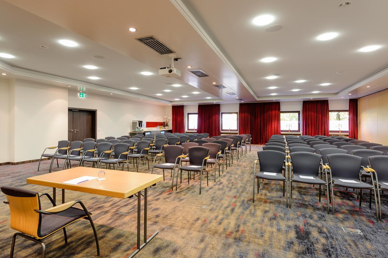 Mercure Sued Messe Hotel 4*