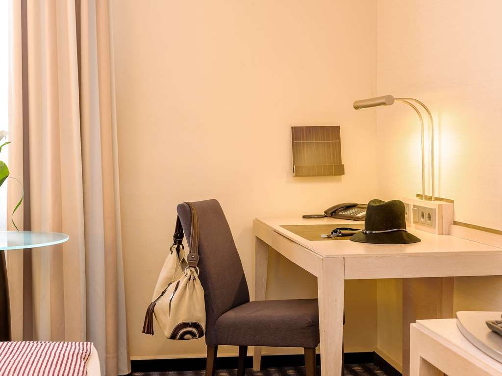 Mercure Sued Messe Hotel 4*